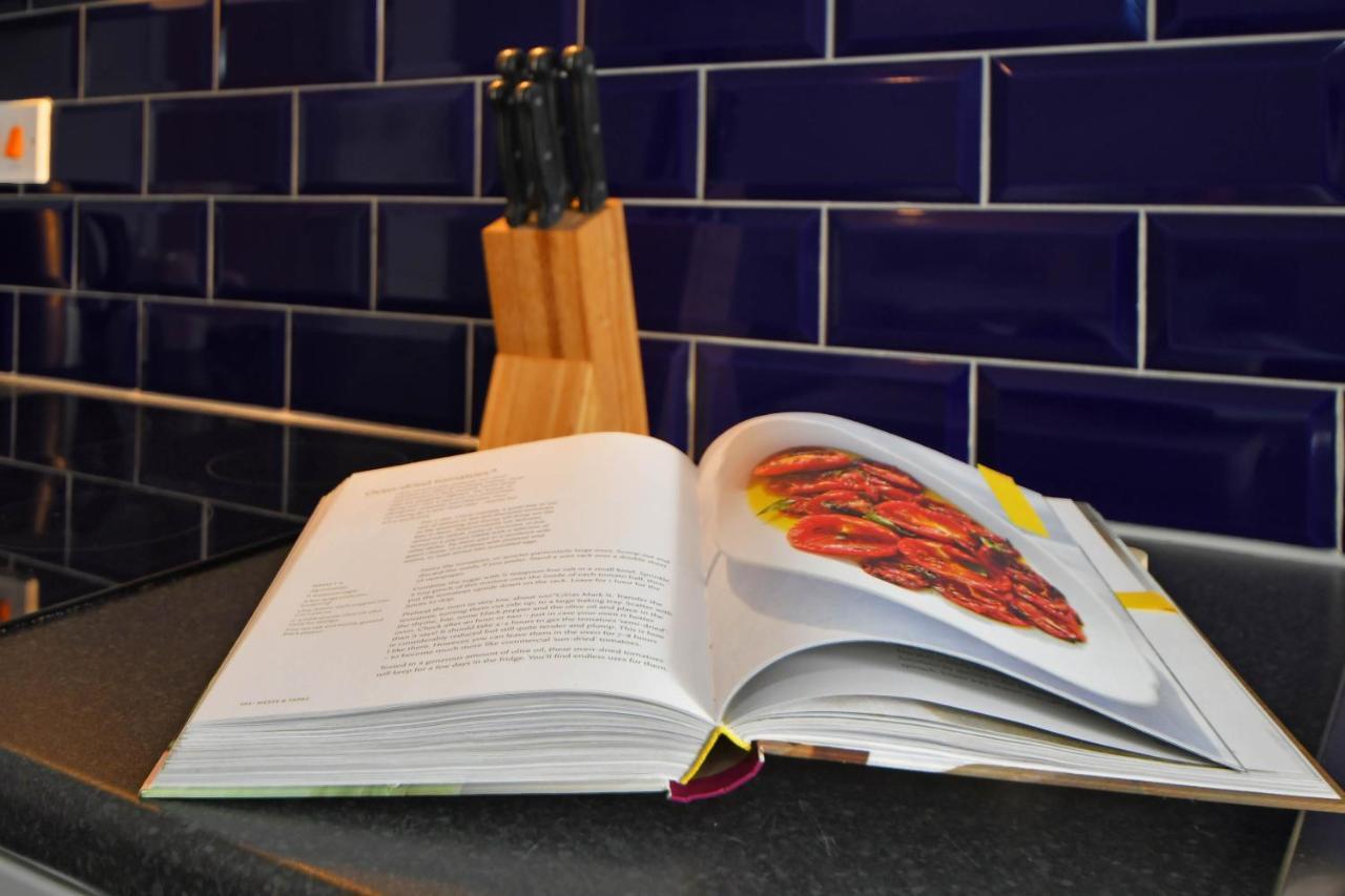 Apartment Smithfield By Yourstays - Gated With Private Car Park In Centre Stoke-on-Trent