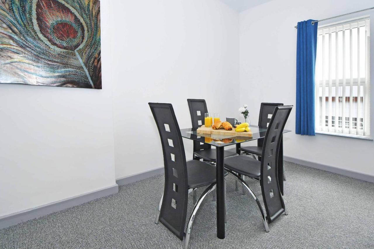 Smithfield By Yourstays - Gated With Private Car Park In Centre Apartment Stoke-on-Trent