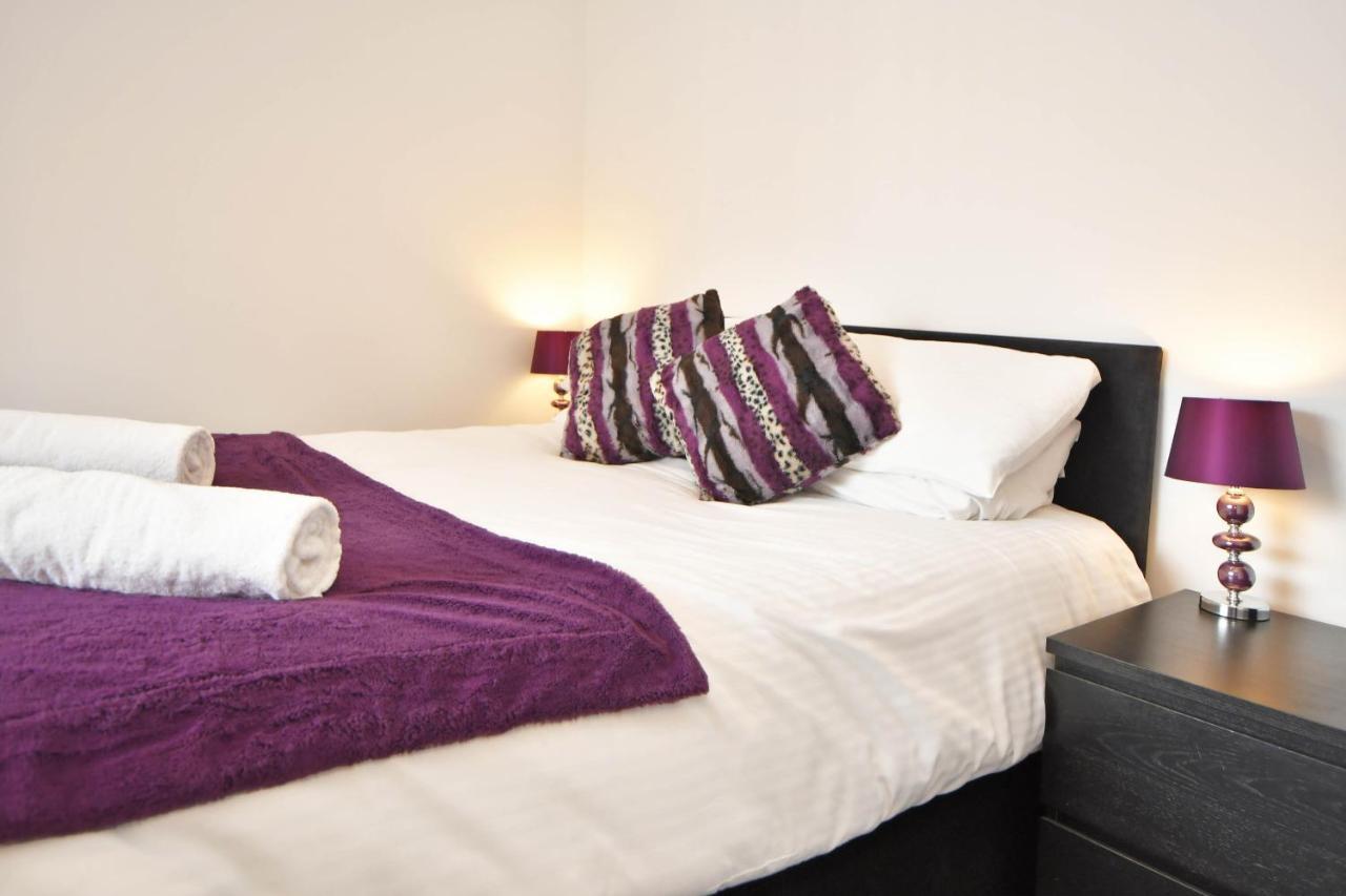 Smithfield By Yourstays - Gated With Private Car Park In Centre Apartment Stoke-on-Trent