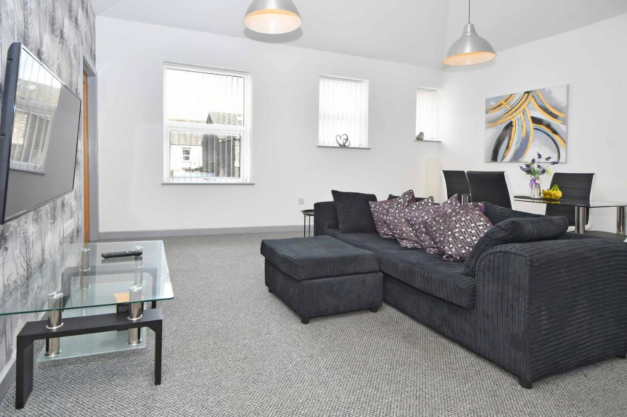 Smithfield By Yourstays - Gated With Private Car Park In Centre Apartment *