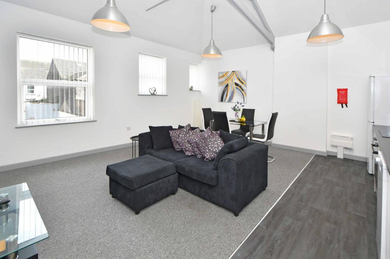 Smithfield By Yourstays - Gated With Private Car Park In Centre Apartment Stoke-on-Trent