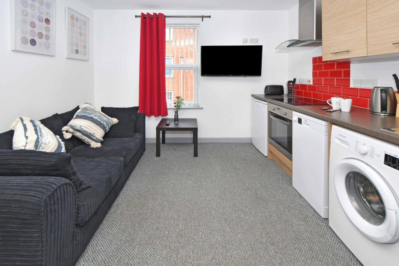 Smithfield By Yourstays - Gated With Private Car Park In Centre Stoke-on-Trent