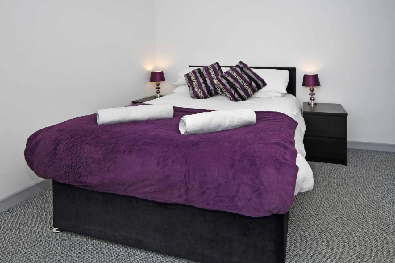 Smithfield By Yourstays - Gated With Private Car Park In Centre Apartment *